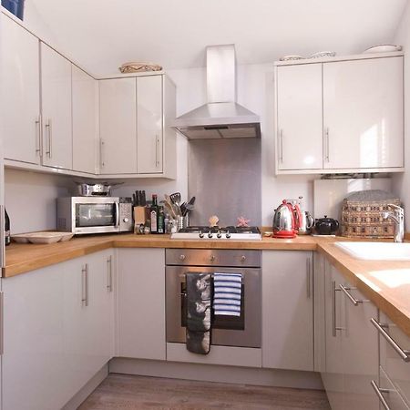 Waves Whitstable Villa Екстериор снимка