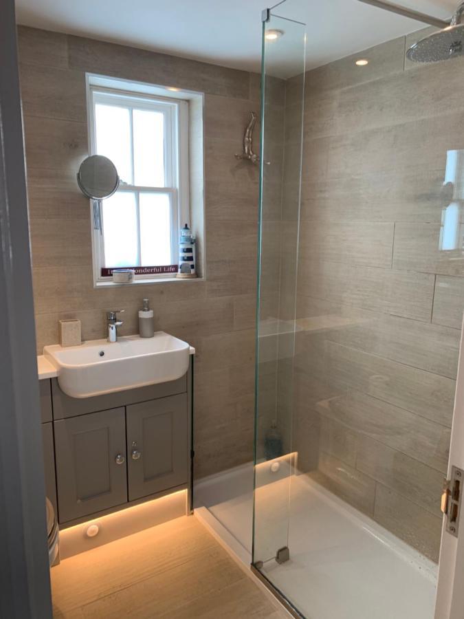 Waves Whitstable Villa Екстериор снимка