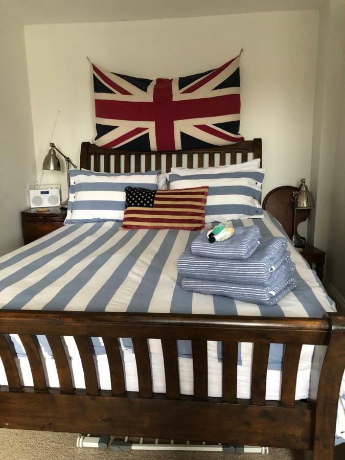 Waves Whitstable Villa Екстериор снимка